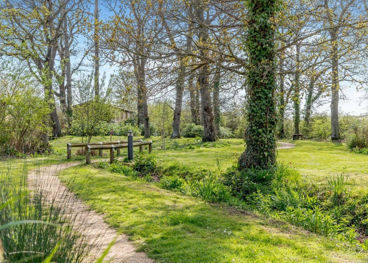 Wareham Forest Lodge Retreat Lytchett Minster Εξωτερικό φωτογραφία