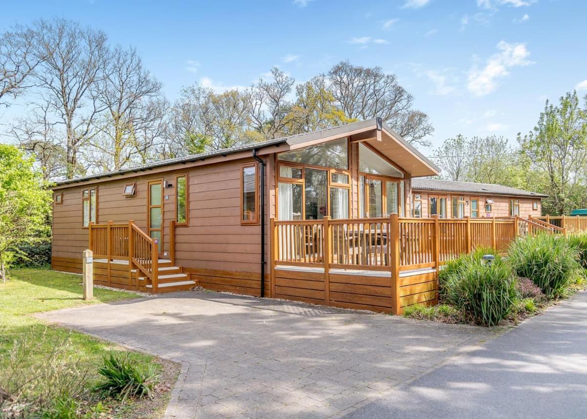 Wareham Forest Lodge Retreat Lytchett Minster Εξωτερικό φωτογραφία